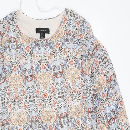Close-up detail of Atmosphere women’s white paisley shift, size UK 8