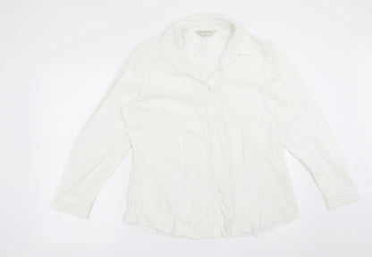 Front view of Dorothy Perkins women’s white basic button-up, size UK 18