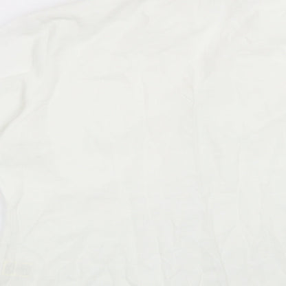 Brand and care label for Dorothy Perkins women’s white basic button-up, size UK 18