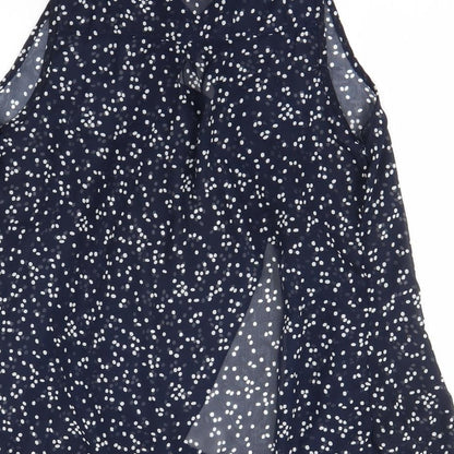 Brand and care label for Oakridge women’s blue polka dot basic blouse, size M