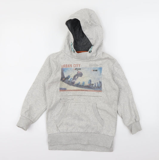 Preworn Boys Grey   Pullover Hoodie Size 7 Years
