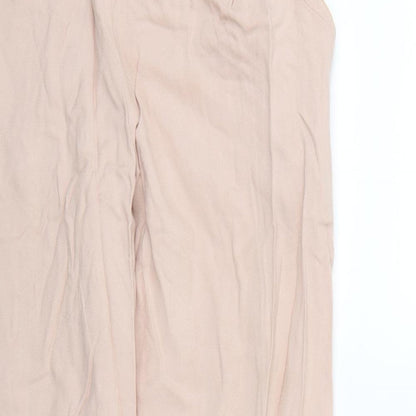 Close-up detail of New Look women’s pink bloomer trousers, size UK 8, 26-inch leg