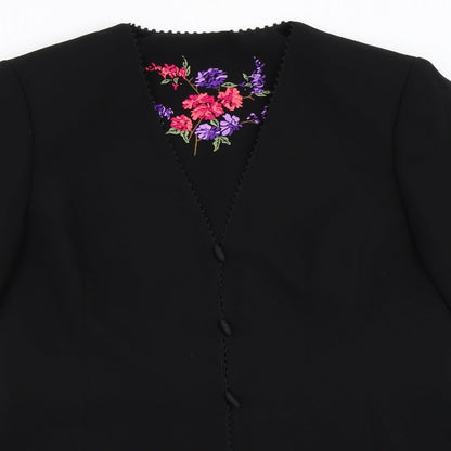 Close-up detail of Preworn women’s black jacket blazer, size UK 14