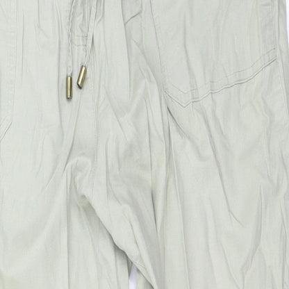 Close-up detail of Bonmarché women’s green trousers, size UK 20, 24-inch leg