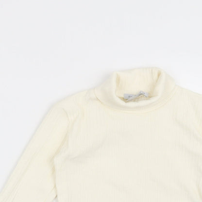 Close-up detail of Primark girls’ beige pullover sweatshirt, size 3-4, years