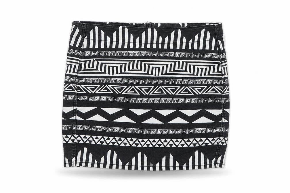H&M Womens Black Geometric  Mini Skirt Size 8