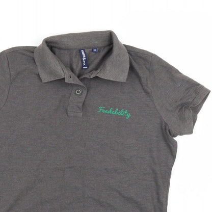 Close-up detail of Asquith & Fox women’s grey basic polo, size M