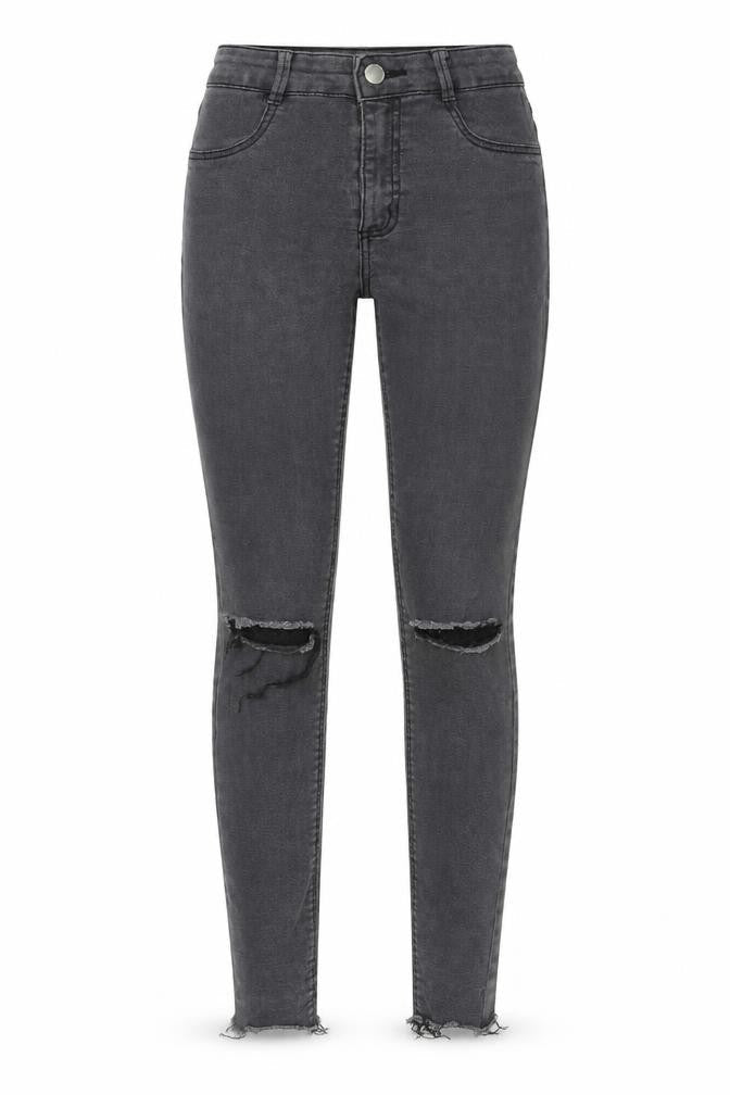 Front view of Zara women’s black skinny jeans, size UK 24, in, 28-inch leg