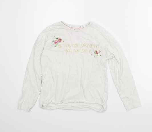 YD Girls White   Basic T-Shirt Size 11-12 Years