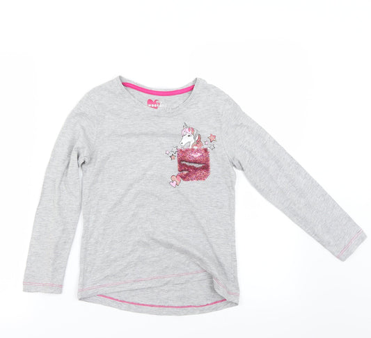 Preworn Girls Grey   Basic T-Shirt Size 8 Years