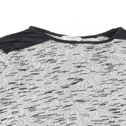 Close-up detail of Pull&Bear women’s grey jumper, size S