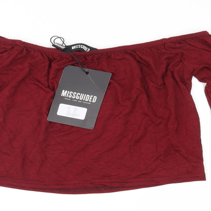 Close-up detail of Missguided women’s red cropped t-shirt, size S