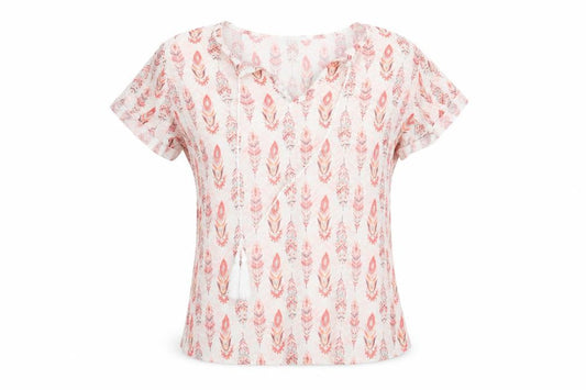 Front view of Preworn women’s white geometric basic t-shirt, size S