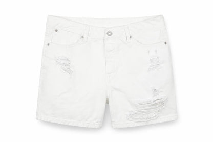 Front view of Preworn women’s white bermuda shorts, size UK 32