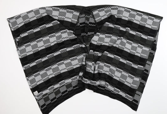 Preworn Womens Grey Check Knit  Shawl/Wrap   - reversible