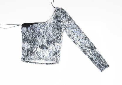 Back view of New Look women’s multicoloured cropped blouse, size UK 8