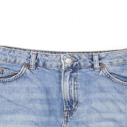 Close-up detail of Topshop women’s blue flare skirt, size UK 8