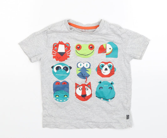 Preworn Boys Grey   Basic T-Shirt Size 3-4 Years