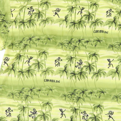 Brand and care label for Creation men’s green button-up, size M
