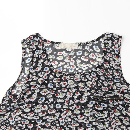 Close-up detail of Cameo Rose women’s black floral basic blouse, size S