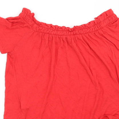 Brand and care label for Primark women’s red basic blouse, size UK 6
