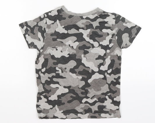 Primark Boys Grey Camouflage  Basic T-Shirt Size 3-4 Years