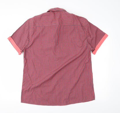 Back view of Easy men’s red plaid button-up, size L