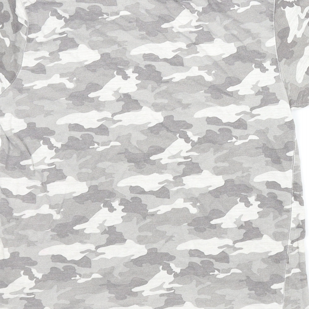 Primark Boys Grey Camouflage  Basic T-Shirt Size 7-8 Years