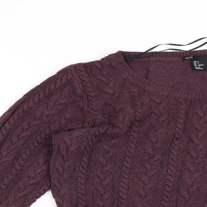Close-up detail of H&M women’s purple jumper, size S