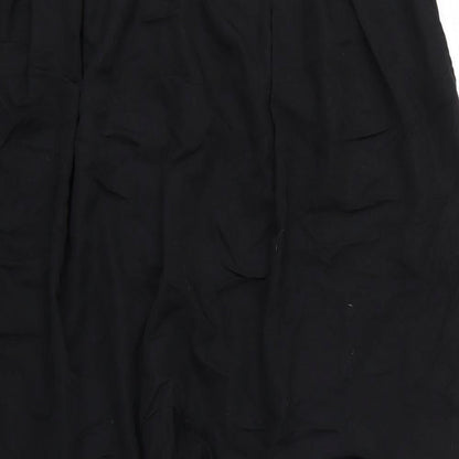 Close-up detail of Bona parte women’s black trousers, size UK 20, 25-inch leg