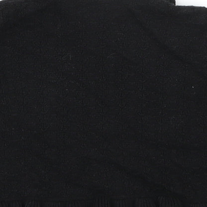 Brand and care label for Next girls’ black basic t-shirt, size 5, years