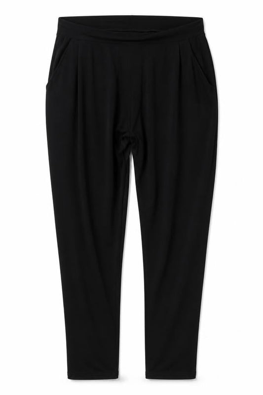 Front view of pre worn women’s black jegging leggings, size M, 30-inch leg