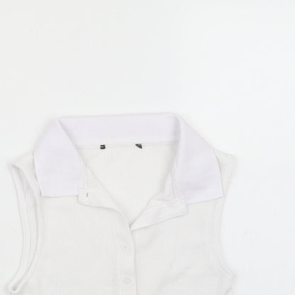 Close-up detail of Primark women’s white basic button-up, size XS