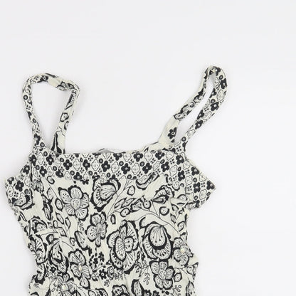 Close-up detail of New Look women’s beige floral basic blouse, size UK 8