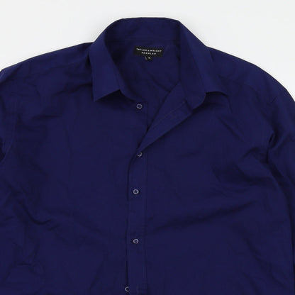 Close-up detail of Taylor & Wright men’s blue button-up, size 16