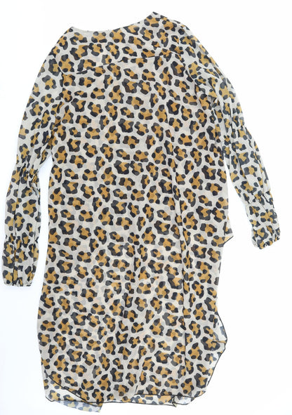Back view of orderplus women’s brown animal print basic blouse, size XL
