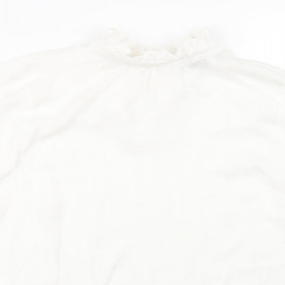 Close-up detail of Dunnes women’s ivory basic t-shirt, size UK 8