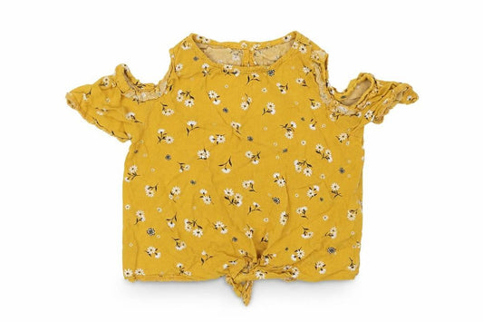 Front view of Primark girls’ yellow floral basic t-shirt, size 4-5, years