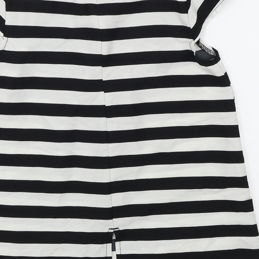 Fabulous Girls Black Striped  Basic Blouse Size 6-7 Years