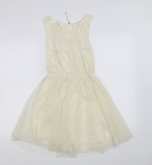 pre worn Womens White   Fit & Flare  Size 8