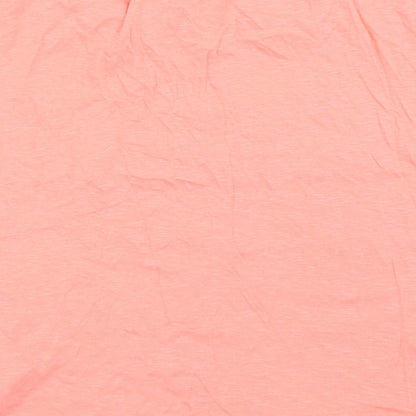 Brand and care label for Primark women’s pink basic t-shirt, size M