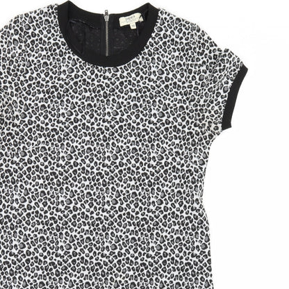 Close-up detail of Papaya women’s grey animal print, size UK 10