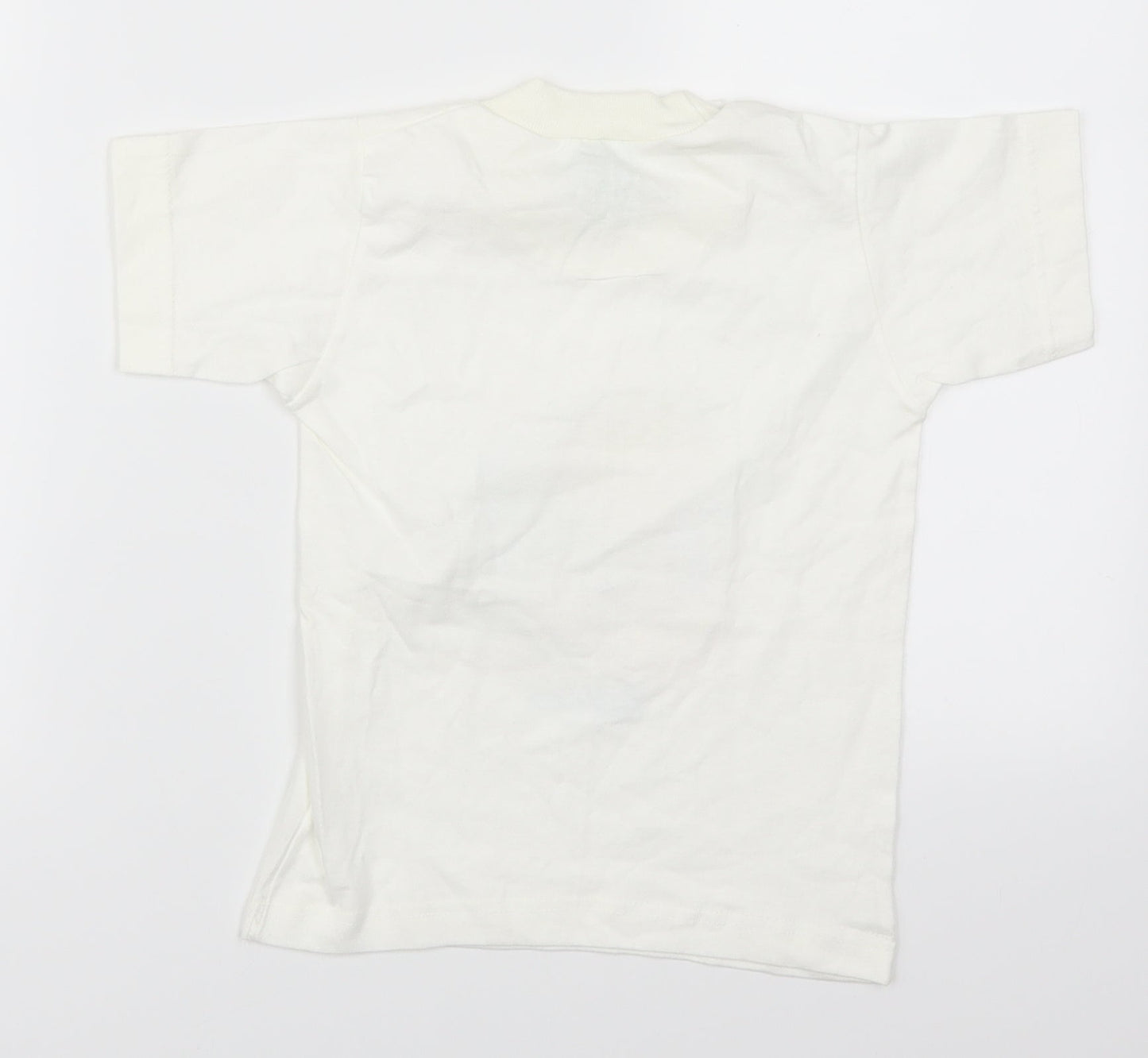 River Bay Boys White   Basic T-Shirt Size 4 Years  - Turtle Barbados