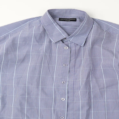 Close-up detail of Island Earth men’s black plaid button-up, size L