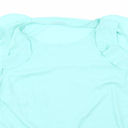 Close-up detail of Preworn women’s green basic blouse, size UK 16