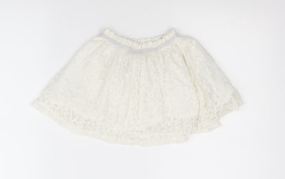 Back view of F&F girls’ white geometric a-line skirt, size 3-4, years
