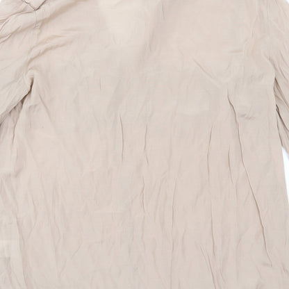Brand and care label for Et Vous women’s beige basic blouse, size M