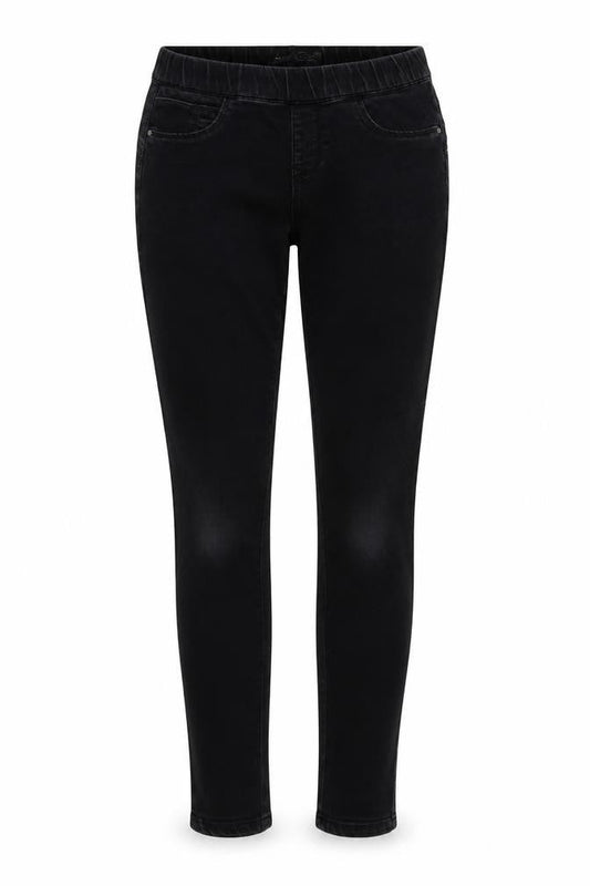 Front view of Denim & Co. women’s black skinny jeans, size UK 8, 30-inch leg