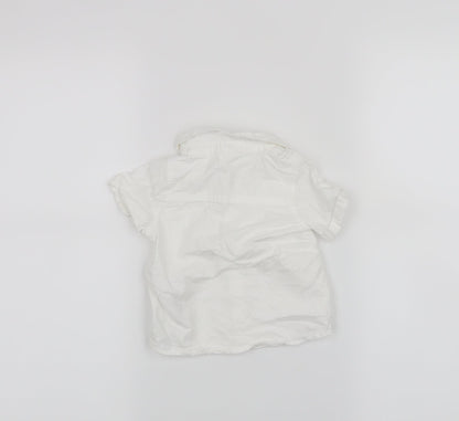 Back view of F&F boys’ white basic button-up, size 3-6, months