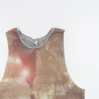 Close-up detail of Diverse women’s beige basic tank, size XS